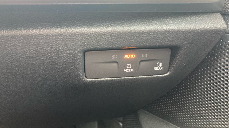 Skoda Superb 1.5 TSI iV SE Technology DSG 5dr Estate